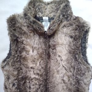Gap Kids Faux Fur Zip Vest Girls Size XXL